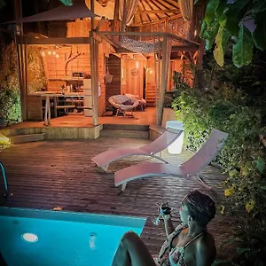 Konokora , Sainte-Anne (Grande-Terre) Guadeloupe